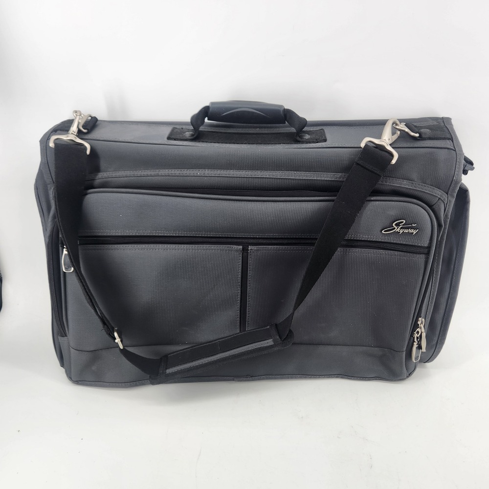 Skyway Black Garment Bag Duffel Carry On Convertible Hanging‎ Travel Luggage
